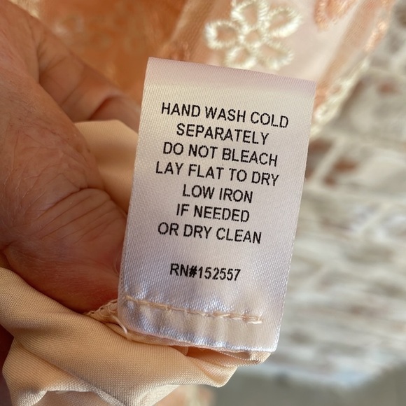 Polagram Elegant Peachy Pink Floral Dress - Picture 8 of 11